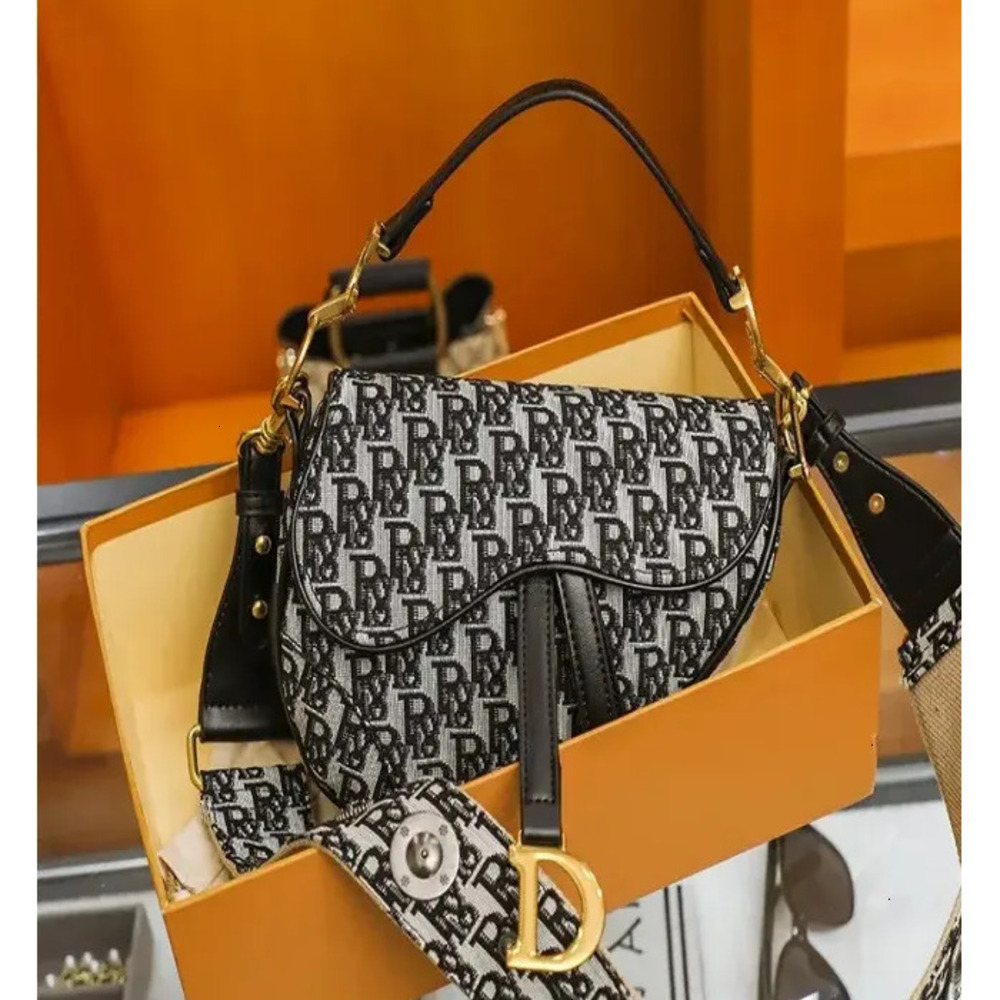 handbag saddle womens crossbody shoulder bag classic print leather solid color black designer bags s87