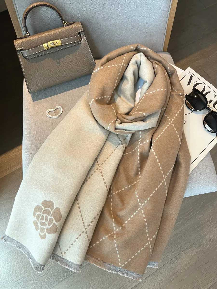 Elegant Women Double Colors Jacquard Acrylic Cashmere Scarf Shawl Spring Summer Leisure Office Wraps Winter Neckerchief Y251211