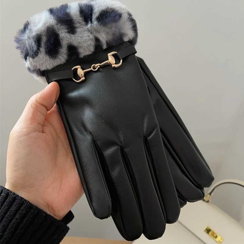 Luxury Womens PU Leather Gloves Winter Warm Chain Gloves for Outdoor Cycling Fashion Leopard Faux Fur Trim Cuff Thermal Lining Y251211