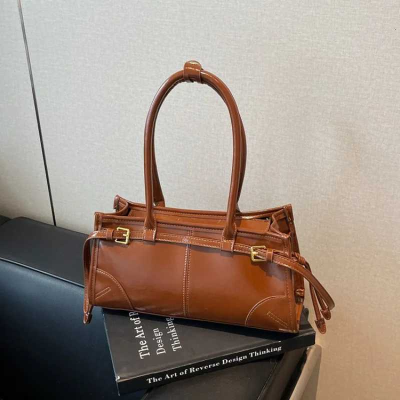 Fiable Ladies Handbag Crafted Fr Orchard-Printed Leather Featuring High-End Lightweight Soft Daily Modern Style Y251211