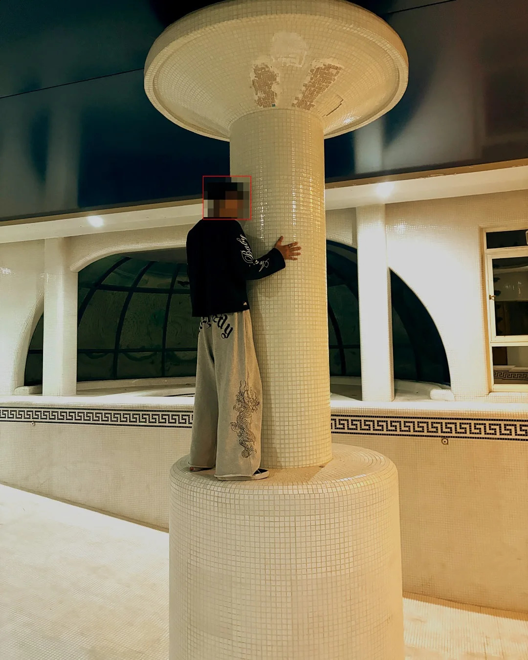 Gothic fashion letter pattern printed casual loose long sleeved T-shirt Y2K trendy mens and womens fashion retro streetwear 251210