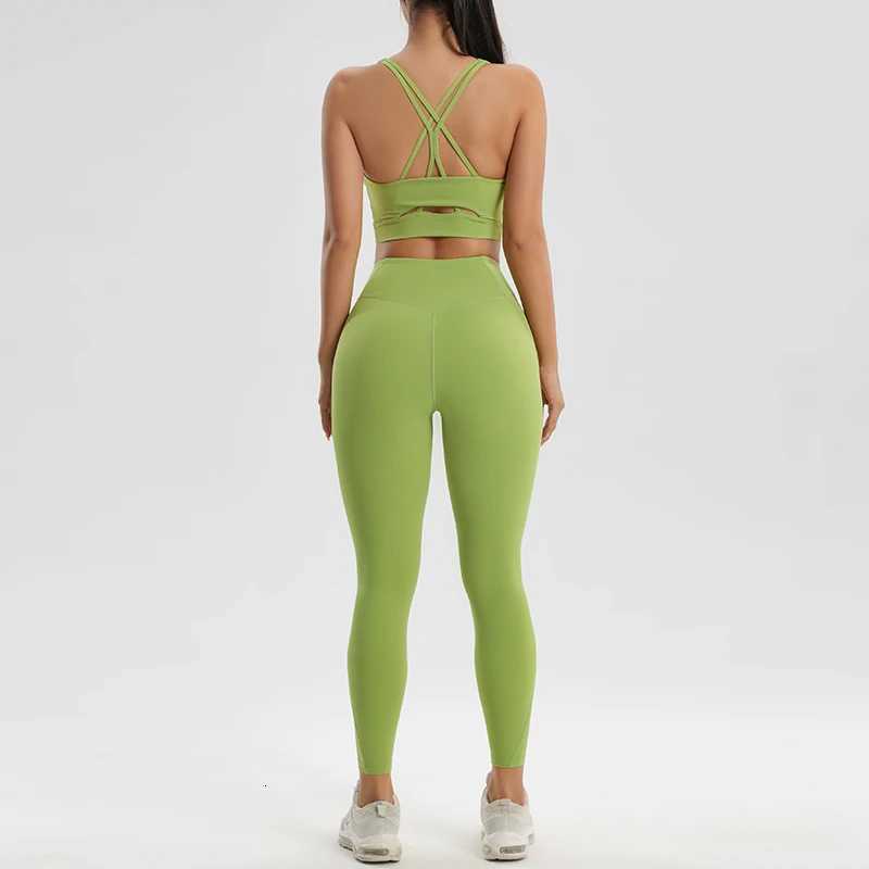 Womens Gym Two Piece Set Yoga Bra Underwear Tight Training Pants Bottom Pants Fitness Clothing Fitness Pants Set Exercise SetT251211