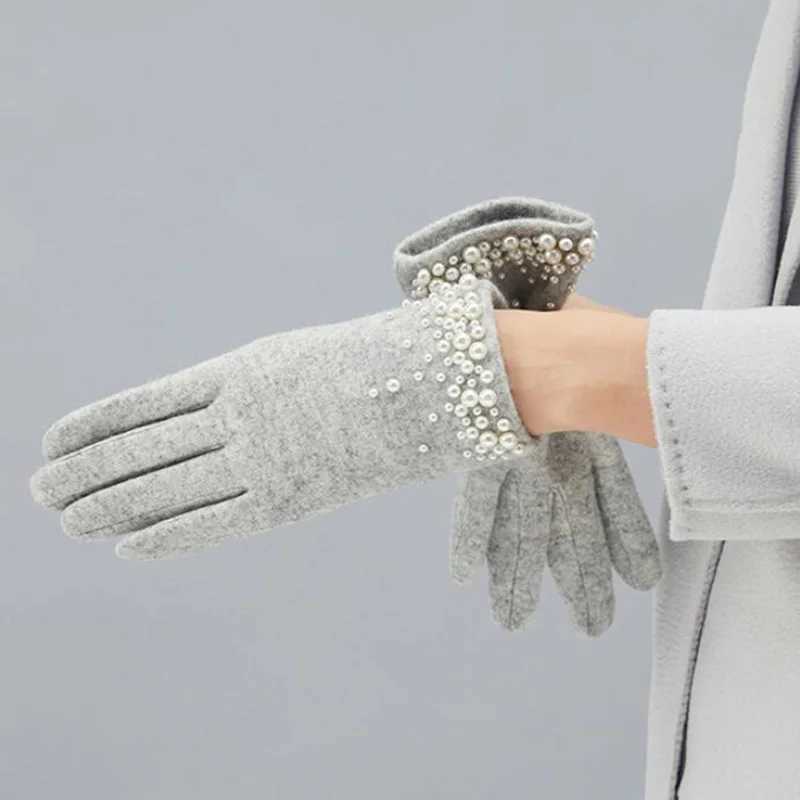 Female Luxury Wool Warm Full Finger Pearl Gloves Winter Touch Screen Mittens Women Rabbit Cashmere Thicken Driving Gloves H58 Y251211