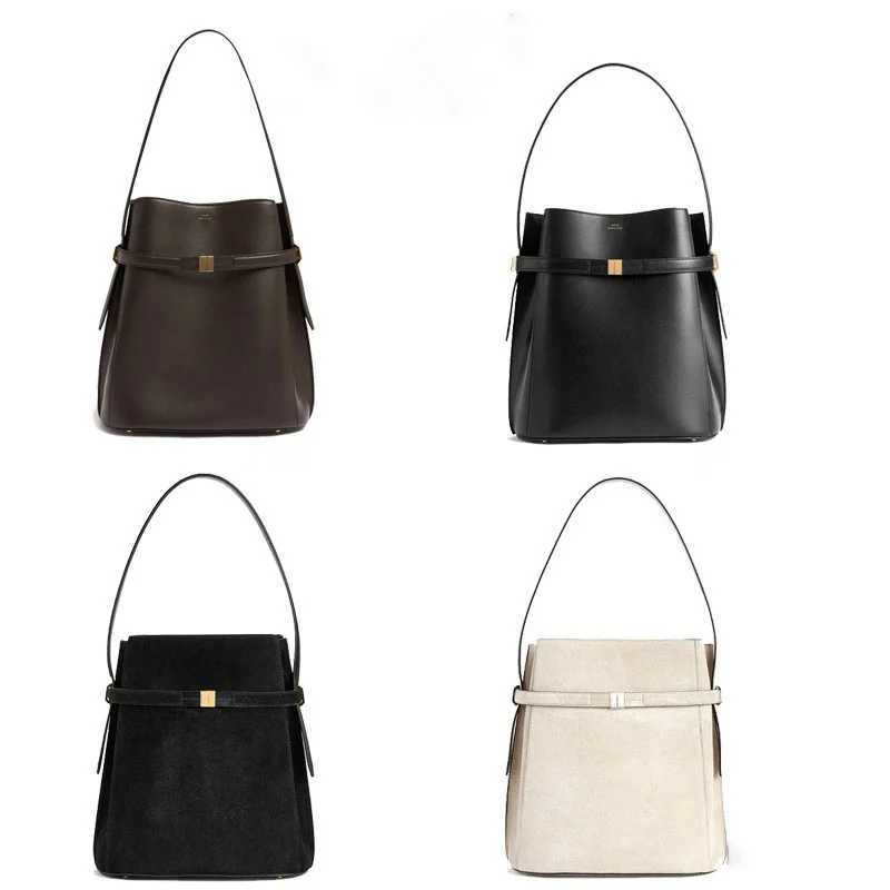 New tote bags for casual cmuting large-capacity bucket bags and niche single-shoder underarm bags Y251211