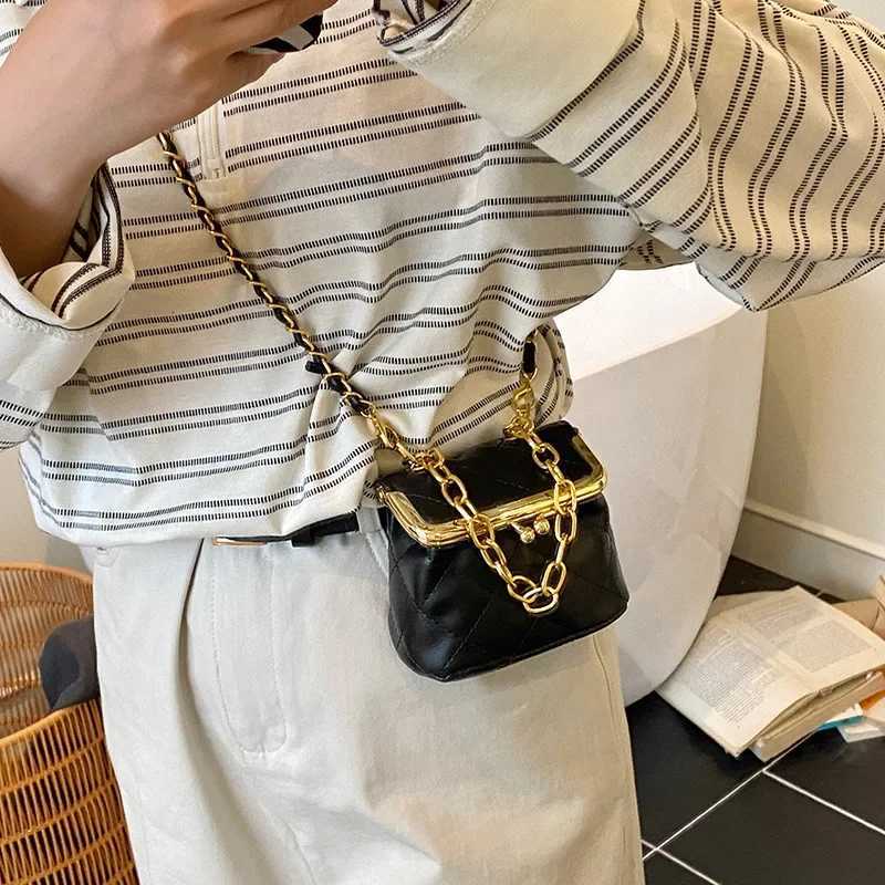 Wens Mini Crossbody Bag Diamd Grid Fragrant Wind Small Square Shoder Bag with Chain Clip Stylish Trendy Cpact Purse Y251211