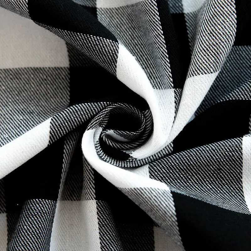 Christmas Checkered Square Tablecloth Kitchen Wedding Party Holiday Dining Table Decoration Tablecloth H251211