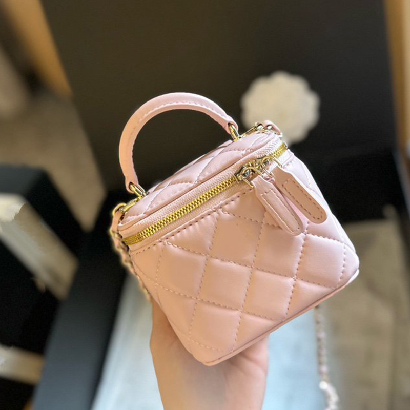 luxury makeup vanity bag designer mini Small size box with chain lipstick pouch shoulder crossbody bags Sheepskin caviar 11*8cm 23 colour