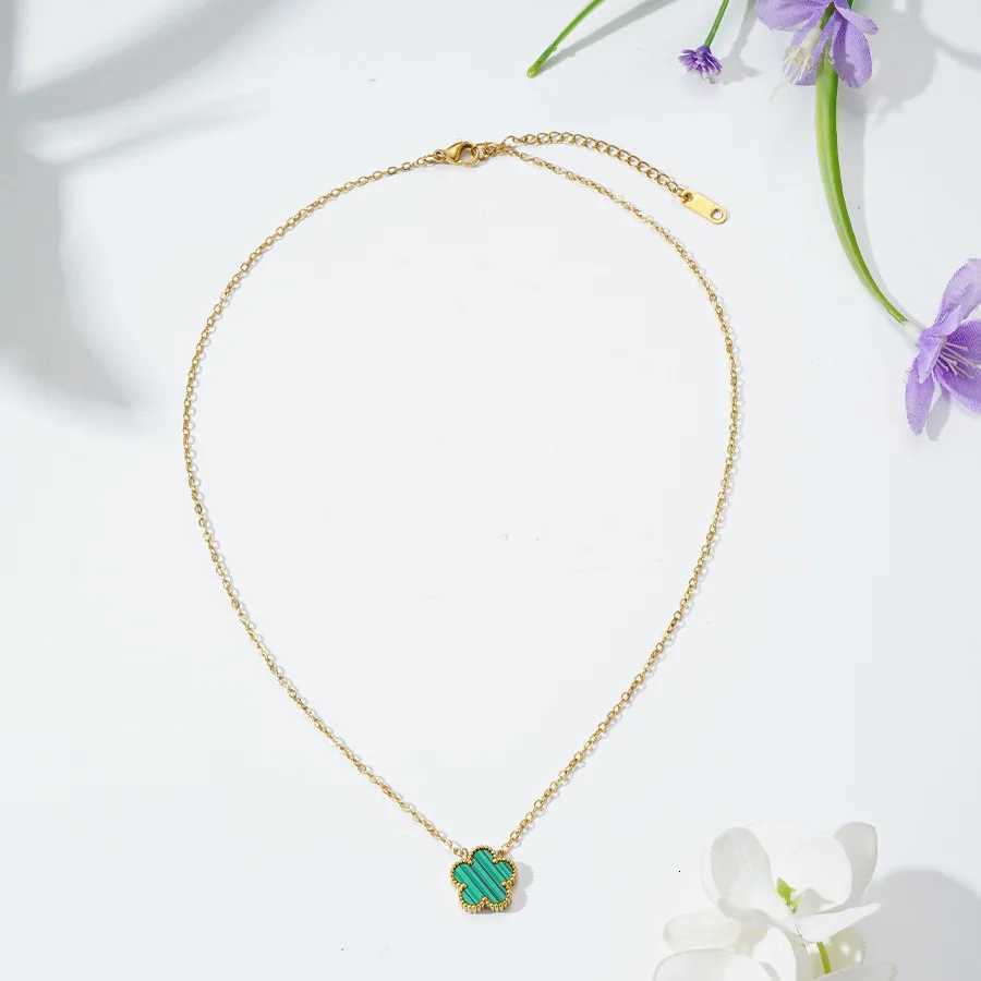 Double Sided C r Stainless Steel Necklace for Women Plant Five Leaf Flower Pendant Fashion Jewelry M251211