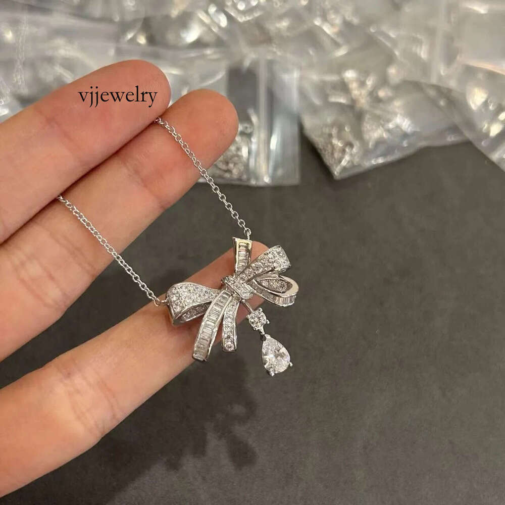 Wedding Jewelry Women Party CZ Diamond Knot Necklace S925 Sterling Silver Crystal Pear Cut Moissanite Drop Pendant Ladies Cubic Zircon Bow Neck Chain Choker