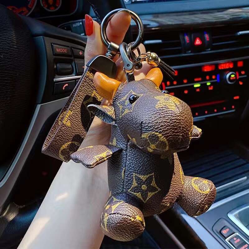 Classic Trendy Rabbit Car Pendant Old Flower Bear Bulldog Bag Keychain Ring Ornament Gift