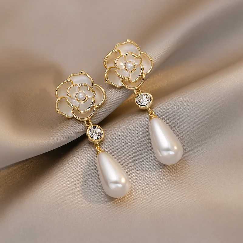 Tren Style lia wer Stud Earrings Pearl wer Big Brand Eesign Earring Boucle Femme Pendante Chic Jewelry Y251210