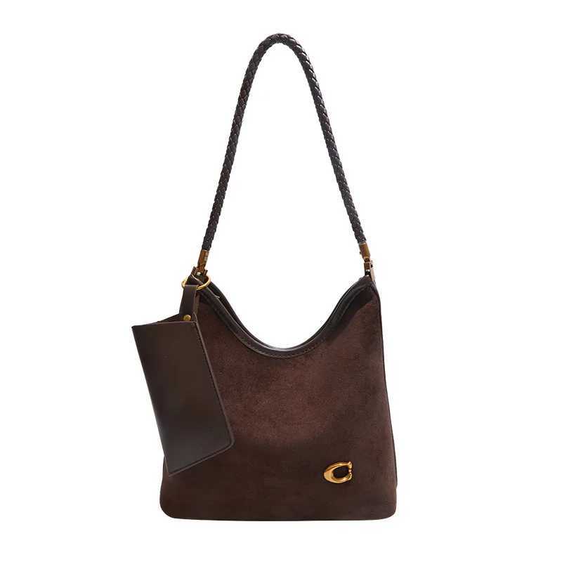 New Trendy Armpit Bag Large - Capacity Handbag Fiable Versatile Matte Handheld Bag Y251211