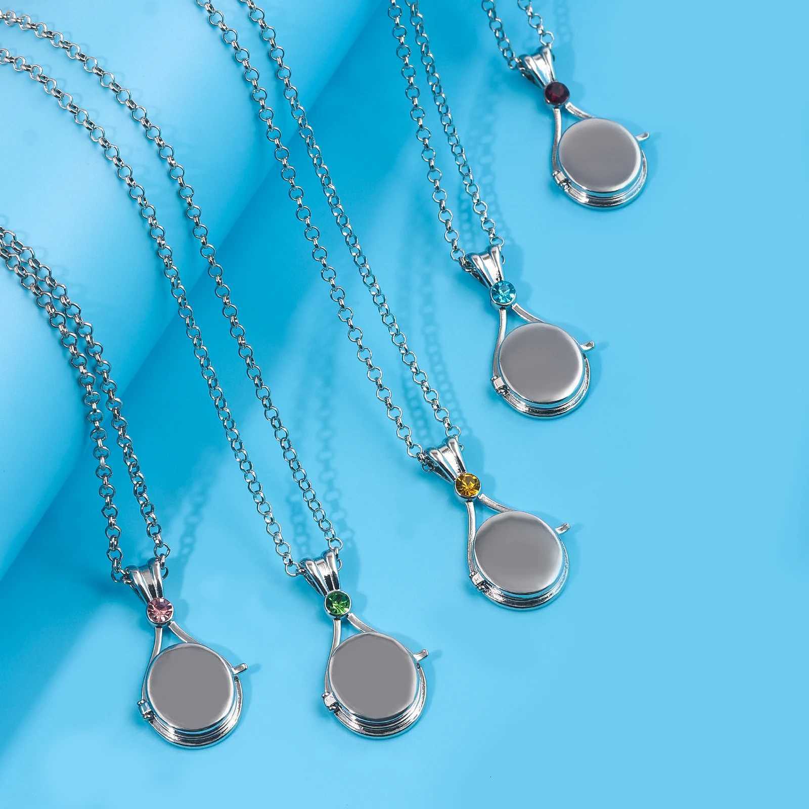 H2O Red Sand Mark Necklace Mermaid Shell Magnetic Closable Womens Pendant Accessories Men and Womens Role Playing Jewelry Gift M251211