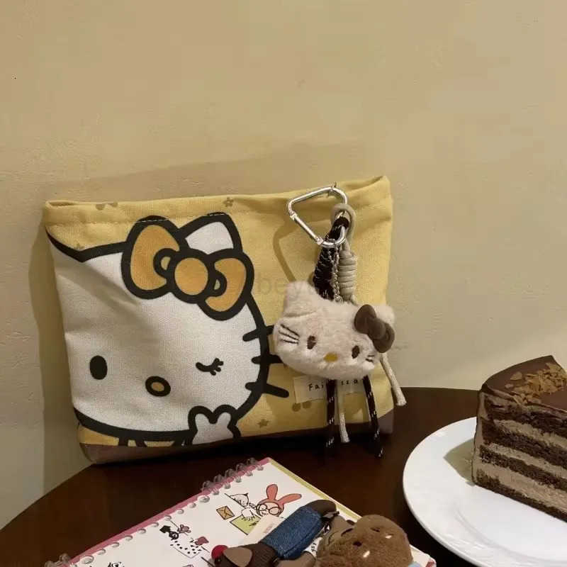 Sanrio Cute Hello Kitty Girl Cosmetic Bag Kawaii High-capacity Portable Travel Zipper Storage Bag Cute Earphone Bag Coin Purse H251211