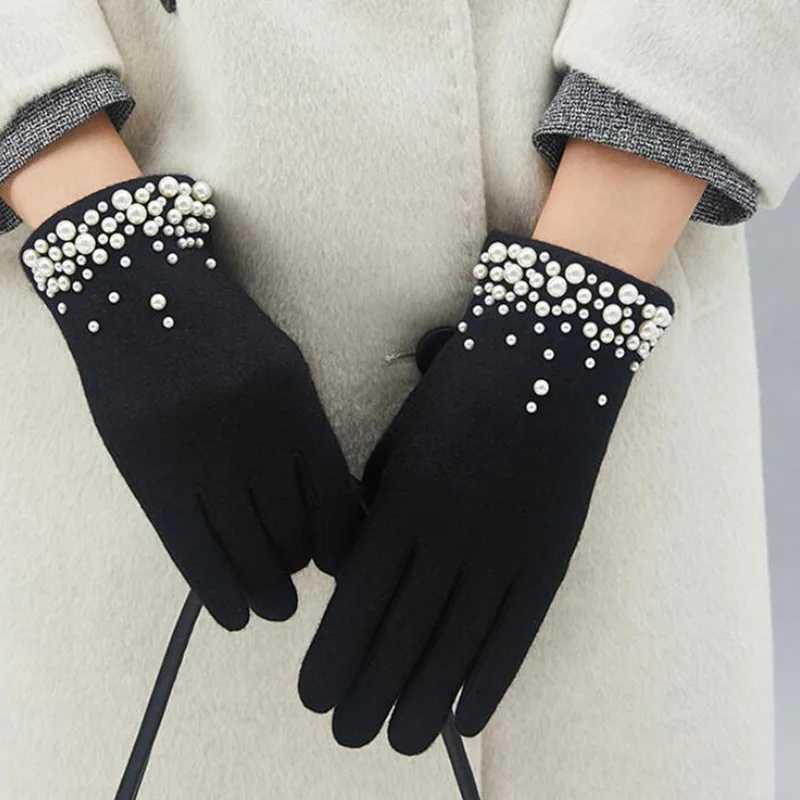 Female Luxury Wool Warm Full Finger Pearl Gloves Winter Touch Screen Mittens Women Rabbit Cashmere Thicken Driving Gloves H58 Y251211