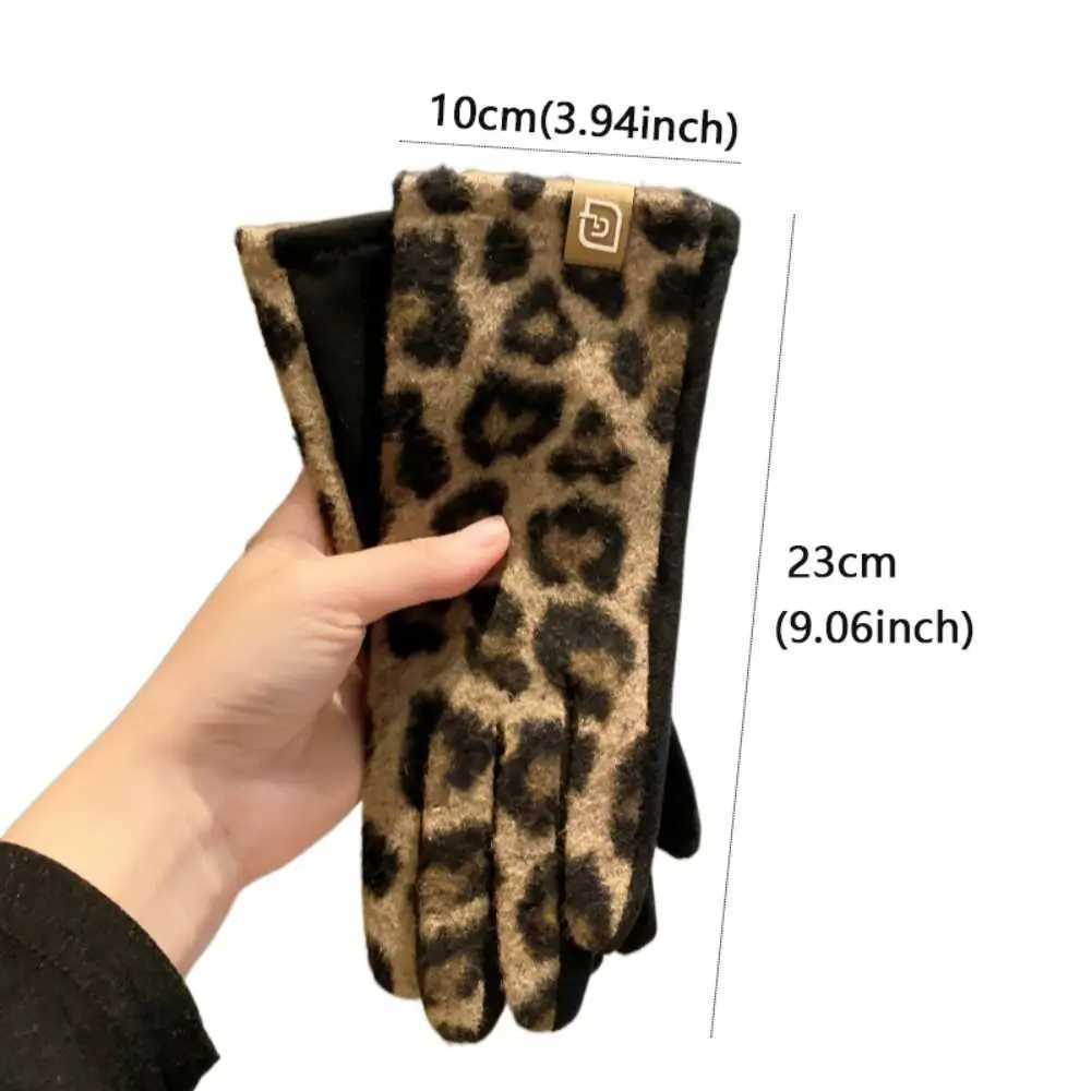 Cashmere Leopard-print Gloves Cold-proof Touch Screen Ladies Driving Gloves Keep Warm Windproof Mittens Motorcycle Riding Y251211