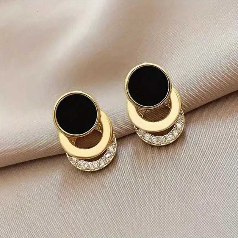 Personty Black Geetric Cpact and Simple Temperament Clip on Earrings Rhinestones All-mah Wens Gift Earrings Jewelry Y251210