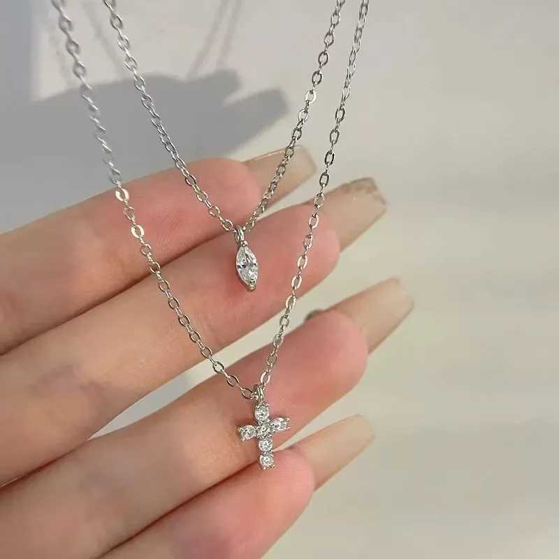 New Fashionable Unique Design Elegant and Exquisite Cross Double Pendant Necklace For Women High-end Jewelry Birthday Party Gift M251211