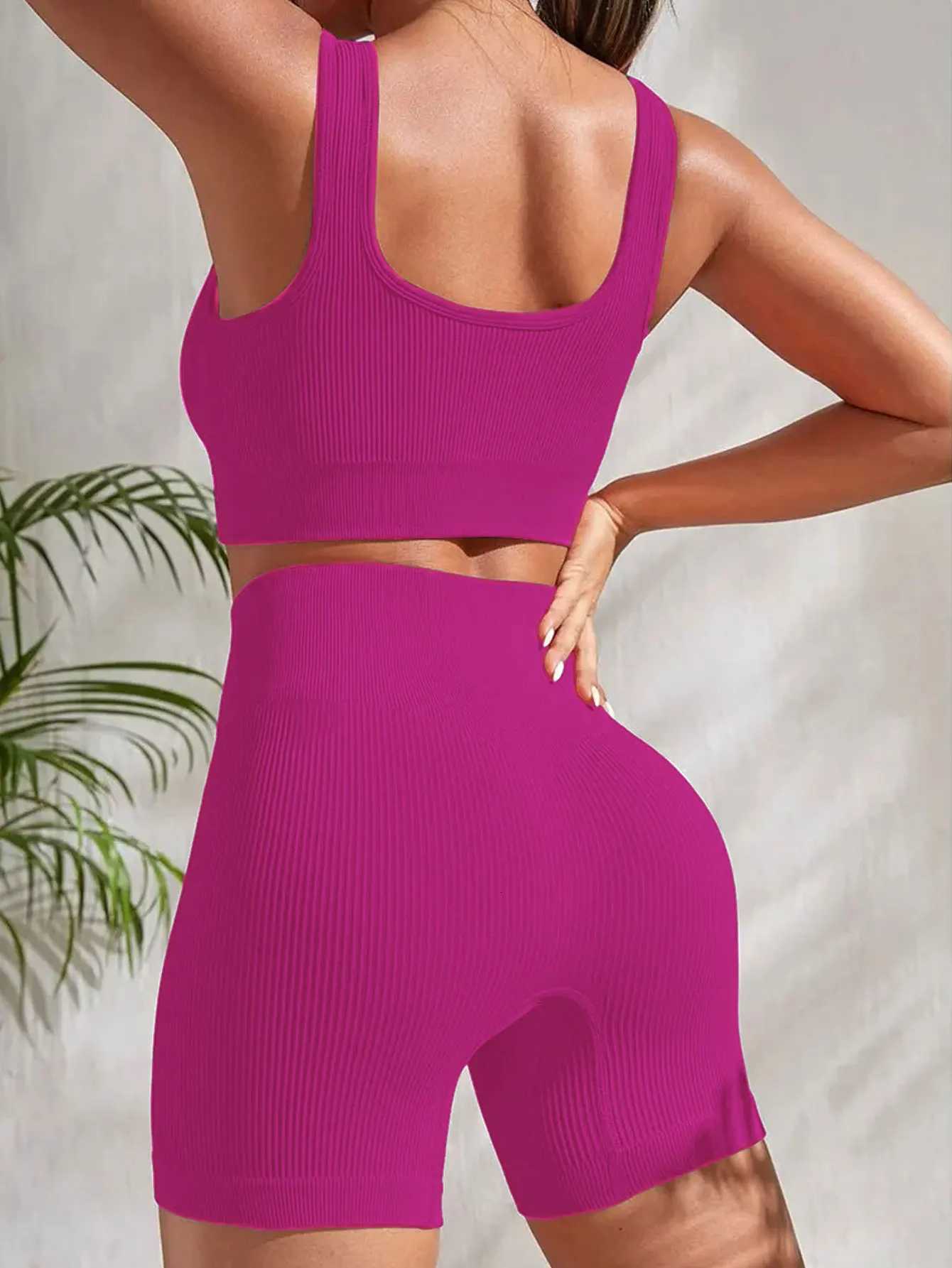 CZGUKE Ribbed Yoga Exercise Set Womens Seamless Umbilical Bra Shorts Set Comfortable and Elastic Cycling Fitness SportswearT251211