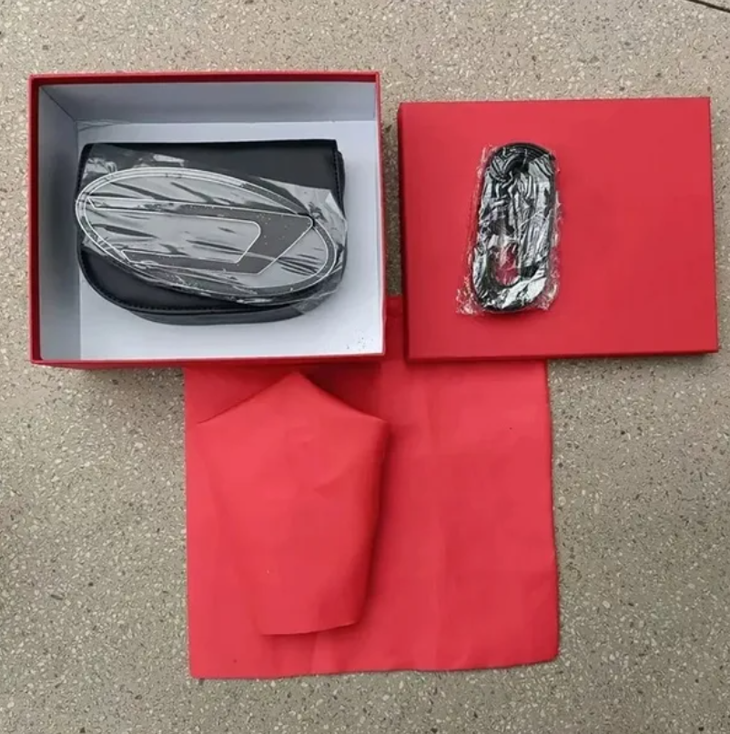 Shoulder Bags Designer Bag Luxury Bag Women Classic Handbag Ladies Designer Messenger Underarm Bag Lady Purse Brown Wallet Letter with Shoulder strap Leather Bag 2A