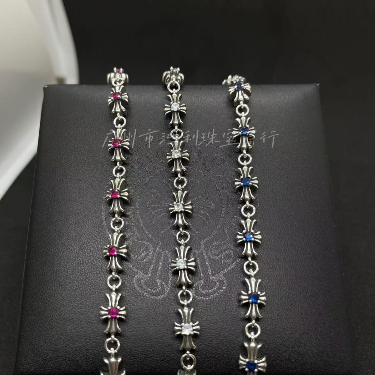 Designer Chrome Ch Cross Flower Bracelet Mixed Color Inlaid Hip-hop Unisex Couple Vintage Versatile