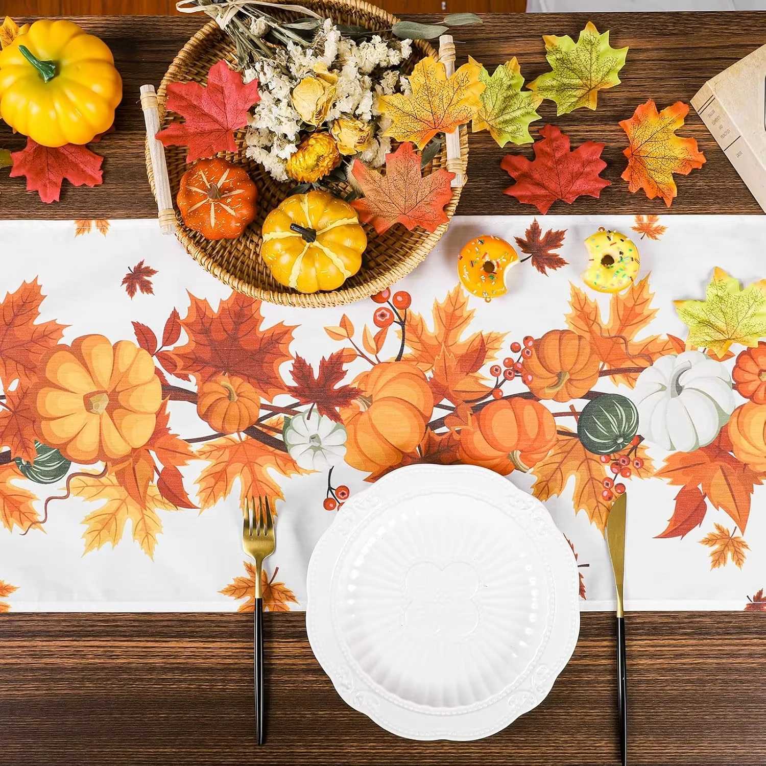 Fall Thanksgiving Pumpkins Linen Table Runner for Table Decoration Autumn Harvest Maple LeavesTable Cloth Christmas Decor Table H251211