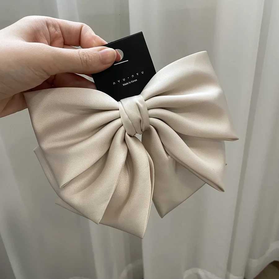 1pc Korean version autumn and winter new black bow hair clip hair clip back of the clip top clip hair accory Y251210