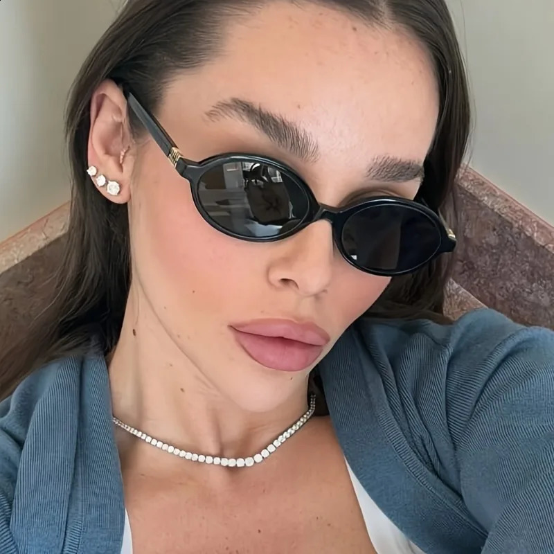 Fashion Korean Sweet Cool Spicy Girl Sunglasses for Women Men 251210