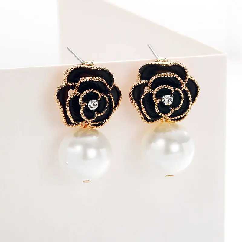 fashion black/white/ lia pearl earrings retro tren studs for wen Y251210
