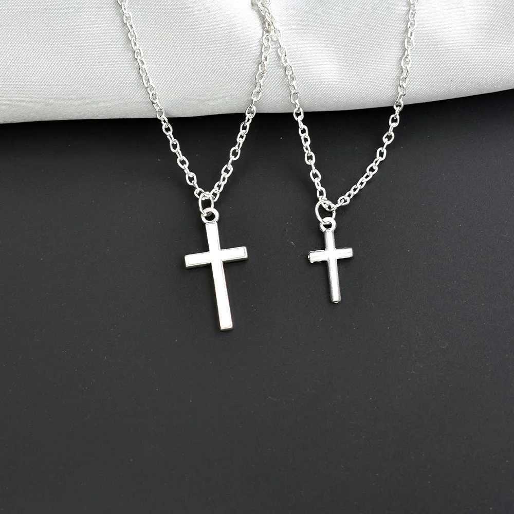 Simple Cross Pendants Necklaces Women Silver Color Chain Choker Necklace Female Bohemian Metal Jewelry bijoux collares M251211