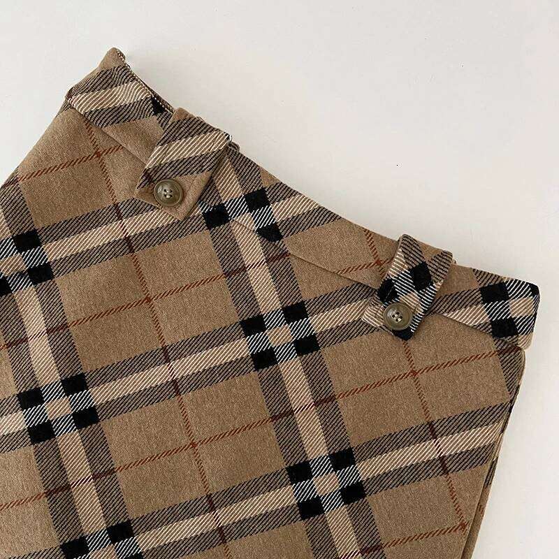 Women's Autumn Winter Fashion 2026 Vintage Plaid Short Lady Streetwear High Waist Wool&Blend Mini Skirt