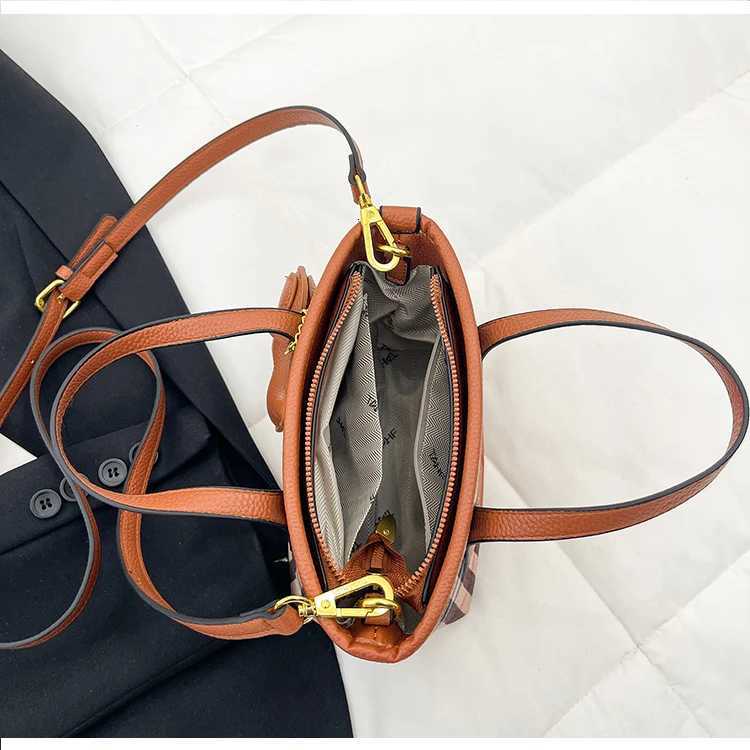 2025 New High-end Luxury Brand Ladies Leather Tote Bag Famous Designer Paris Vintage Elegant Y251211