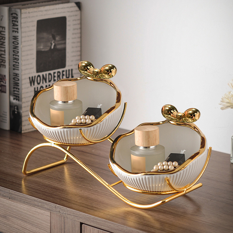 Light luxury entrance key storage decoration, household registration, shoe cabinet, home living room decoration, housewarming, new home gift
