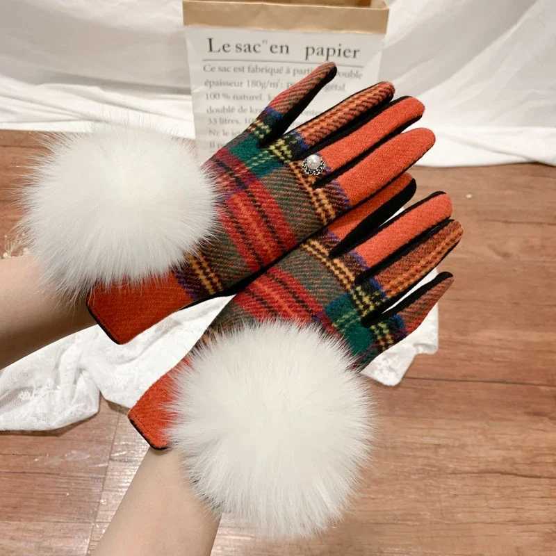 17 Designs Elegant Winter Gloves for Women Classic Plaid Fox Fur Pompom Touch Screen Plush Lining Thick Gloves Female Gift Y251211