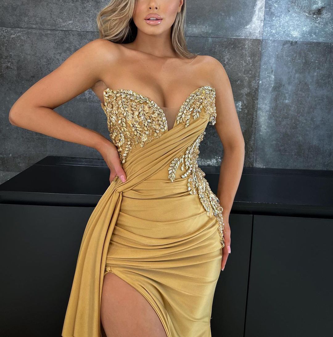 Sexy Gold Mermaid Prom Dresses Long Sleeves V Neck Halter Detachable Shawl Appliques Lace Side Slit Satin Evening Dress Plus Size Robe De Soiree Marie