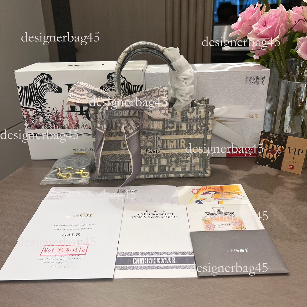 Complete Luxury handbag designer bag VIP Packaging Exclusive Internal Specification Terms Across The Country Excellent Capacity Even Small Amounts Of Cash Stored