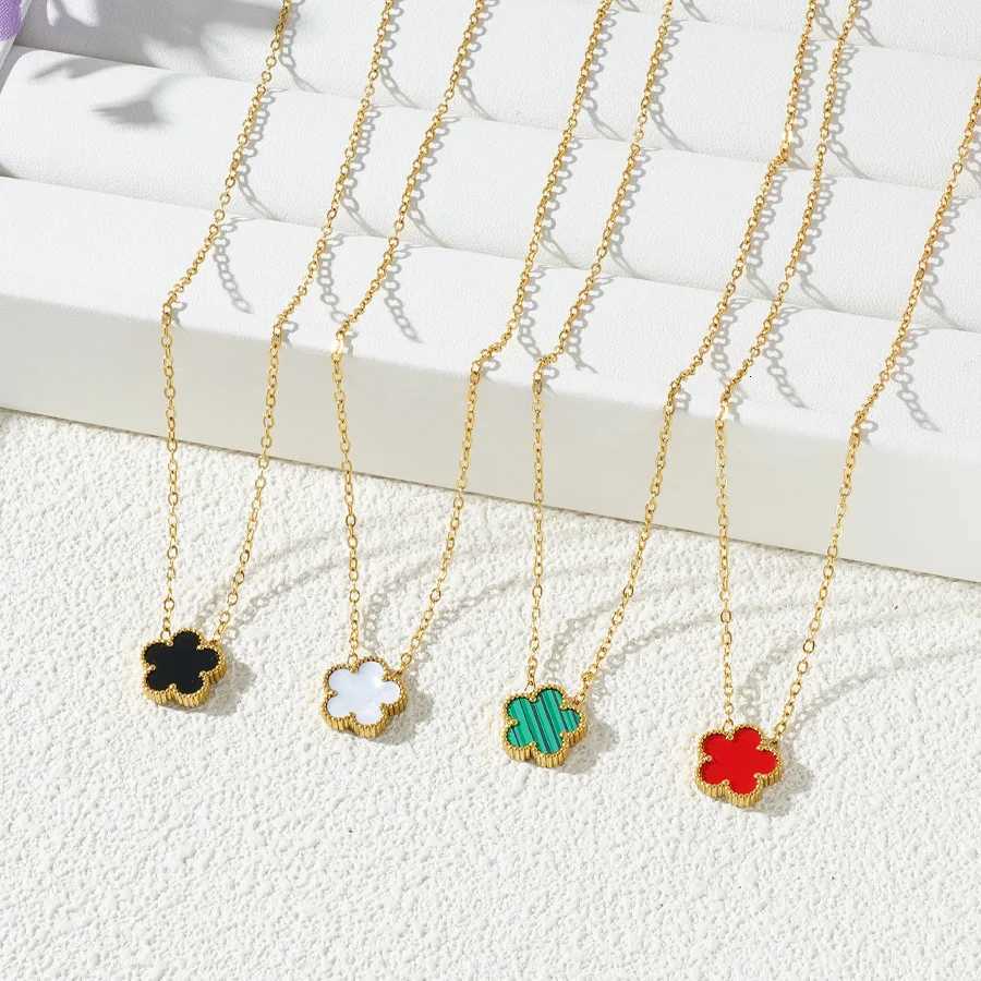 Double Sided C r Stainless Steel Necklace for Women Plant Five Leaf Flower Pendant Fashion Jewelry M251211