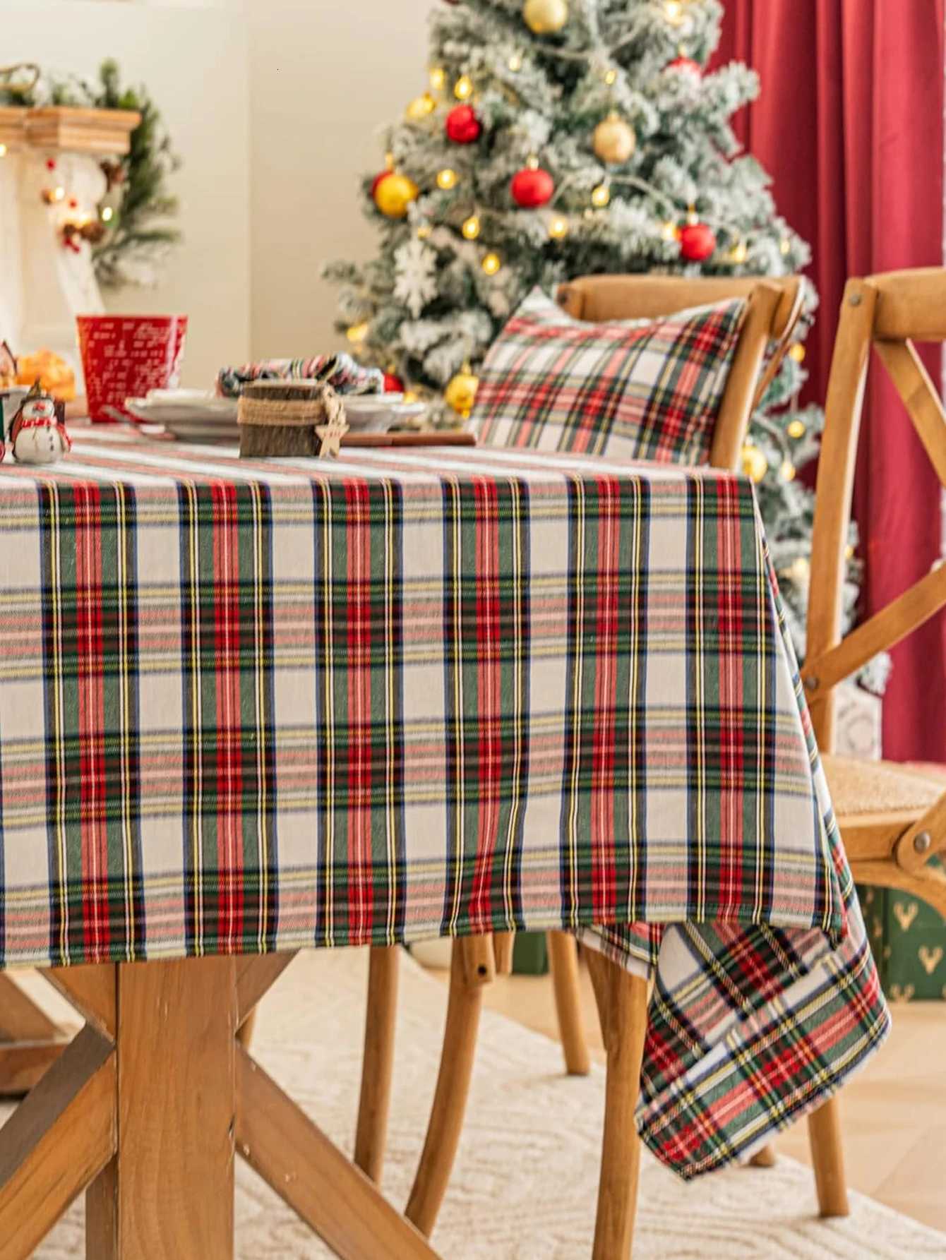 European style Christmas plaid fringe plaid tablecloth suitable for kitchen wedding And holiday table decoration tablecloths H251211
