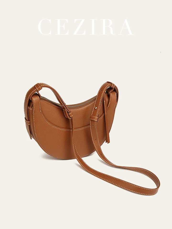 Classic Fiable Wens Handbag Solid Color PU Vegan Leather Hobo Shoder Bag Faux Suede Pahwork Cmuting All Seass Y251211