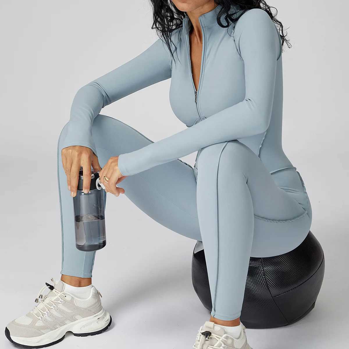 New Autumn/Winter Women One-piece Seamless Yoga Jumpsuits leggings Long-sleeved Zipper Slim Fit Sports Fitness Outfit TracksuitsT251211