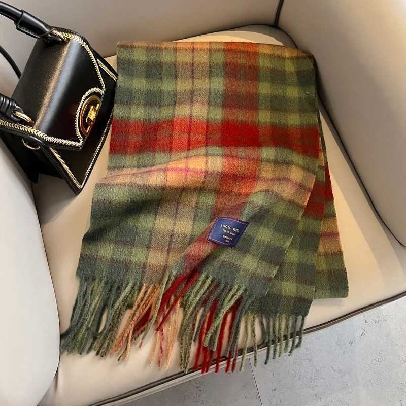100 Pure Wool Plaid Scarf Women Winter 2025 New Green Checkered Shawl for Coat Y251211