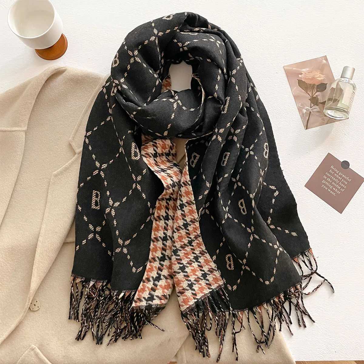 New Fashion Brand Letter Print Cashmere Scarf Women Winter Thick Warmth Shawl Coldproof Windproof Blanket Tassel Scarves Y251211