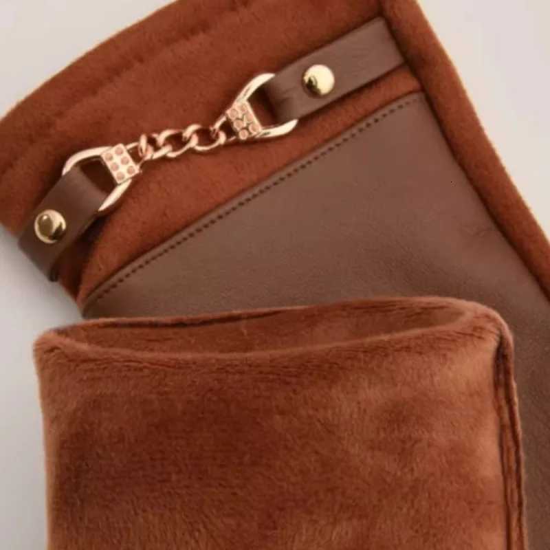Winter Wen Suede Leather Plus Veet Keep Warm Chain Gs Fashion Elegant Touch Screen Soft Drive Cycling Windproof Mittens Y251210