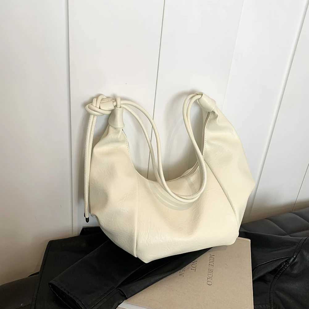 Shoder Bag for Wen Adjustable Strap Crescent Bag PU Leather Solid Color Dumpling Bag Zipper for Work Travel Y251211