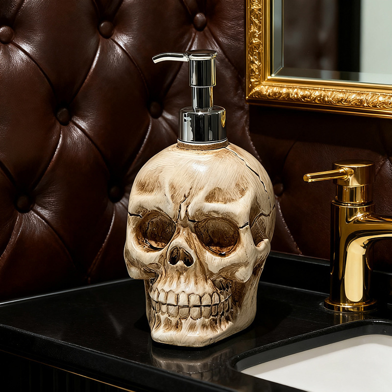 Liquid Soap Dispenser Skull Soap Dispenser Bottle Refill Pump Halloween Decor Shampoo Holder Soap Dispenser Ornament for Home Bathroom 230820