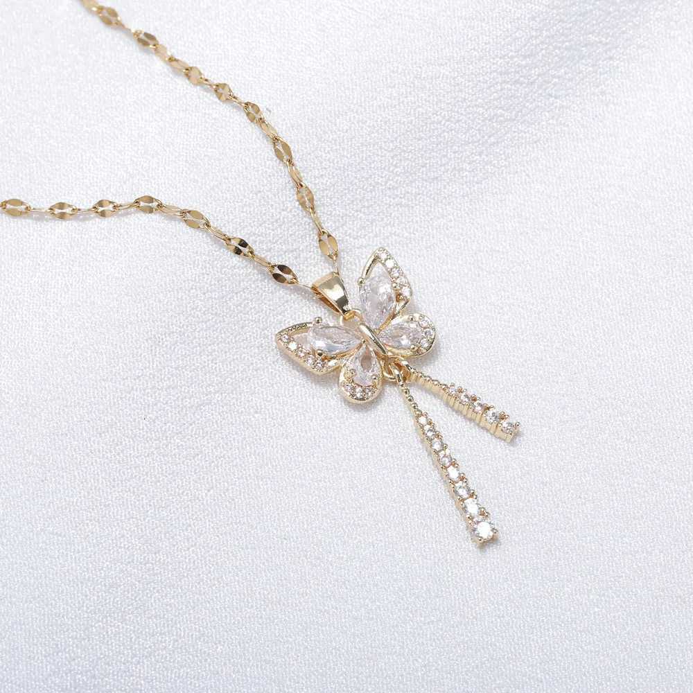 Exquisite Micro Inlaid Zircon Butterfly Tassel Necklace with Titanium Steel Perfect Gift for Fashion-forward Women M251211