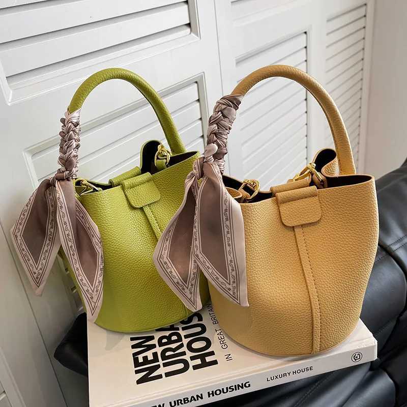 Fi High-Grade Textured Mini Bucket Bags Fi Soft Leather Hasp Crossbody Bag Lady Daily Cmuter Handbags PU Leather Y251211