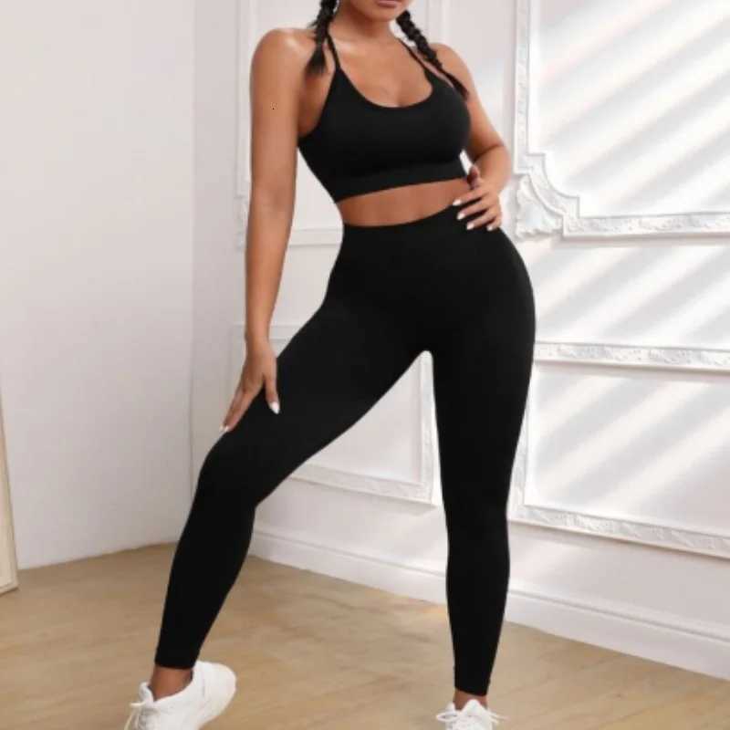 Removable-Padded Backless Crop Top And High-Waisted Yoga Pants Running Set Peach Design Fitness Outfit for WomenT251211