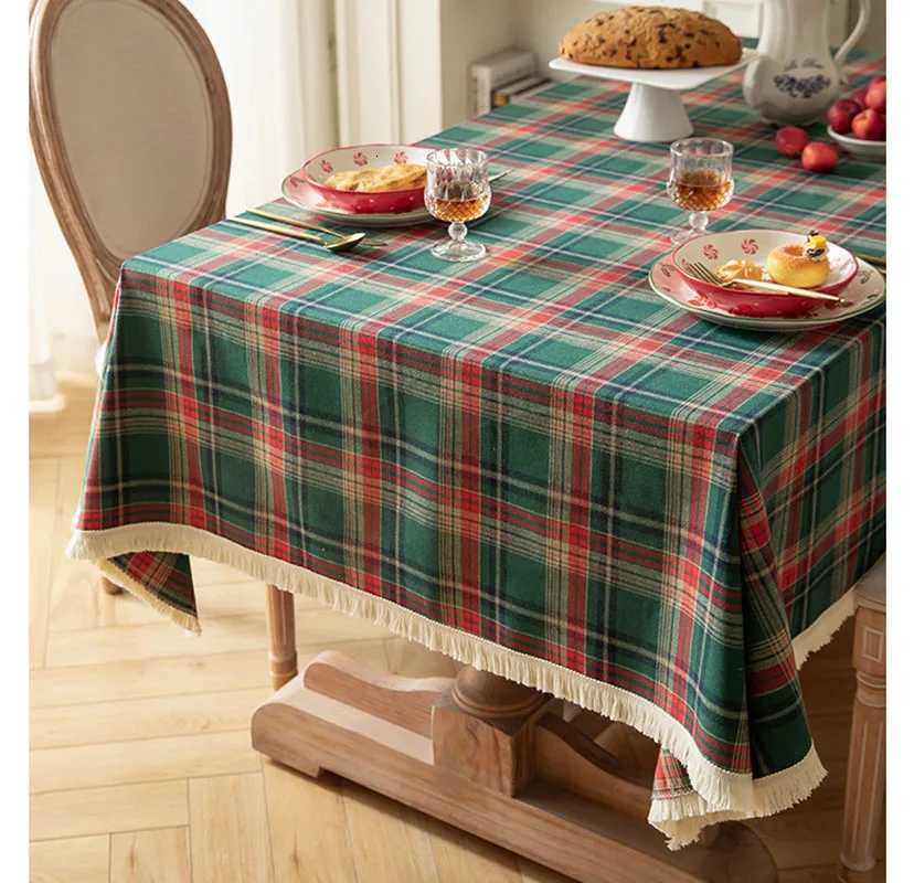 Christmas Plaid Tablecloth Winter Holiday Tassel Tablecloth Decor for Rectangle Tables Parties Dining Farmhouse Kitchen Decor H251211