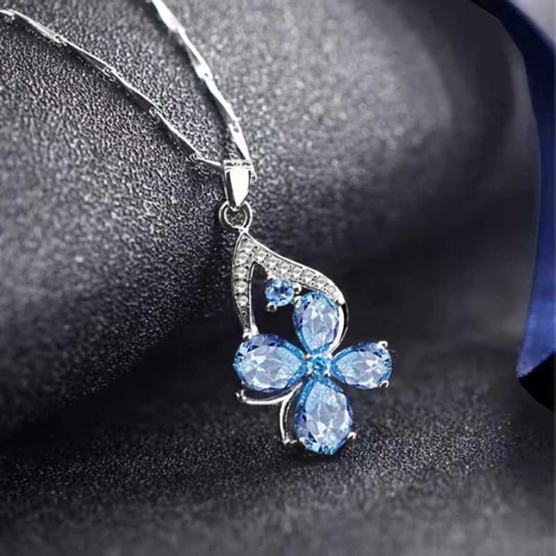 Fashion c r blue pendant aquamarine artificial gemstone necklace Europe and the United States retro lucky gift necklace M251211